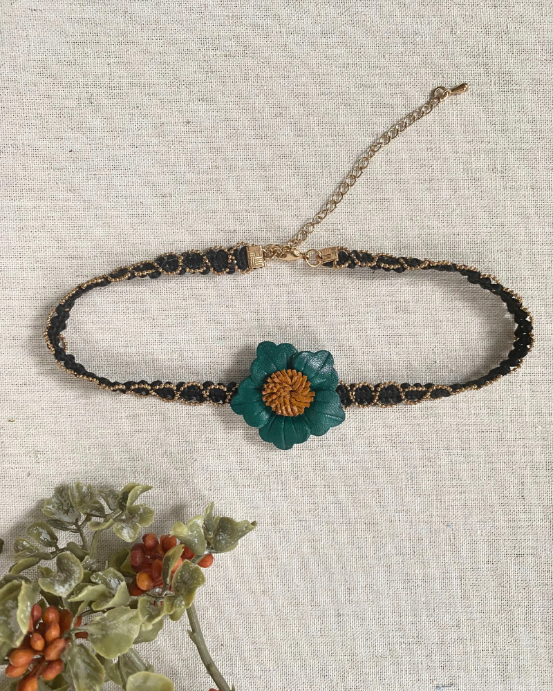 Ariel Gold Lace Choker - Handmade