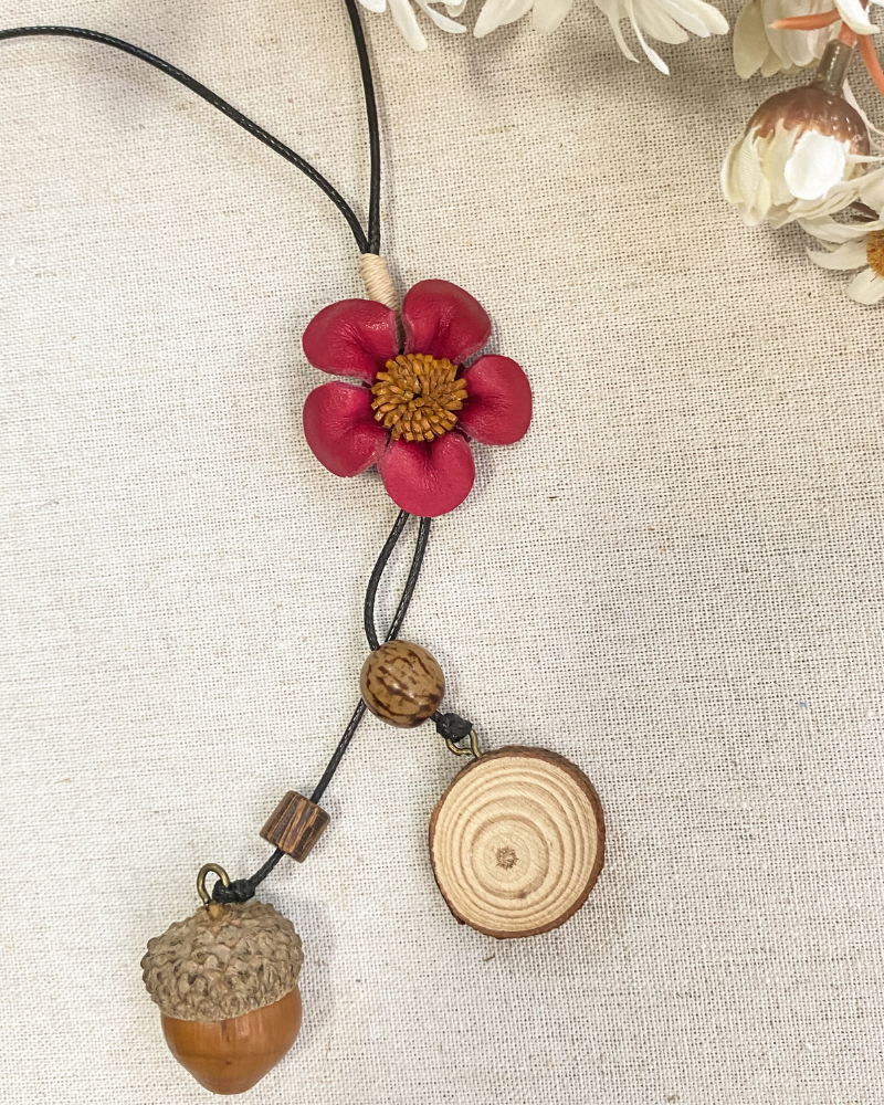 Petalia Acorn Necklace - Handmade